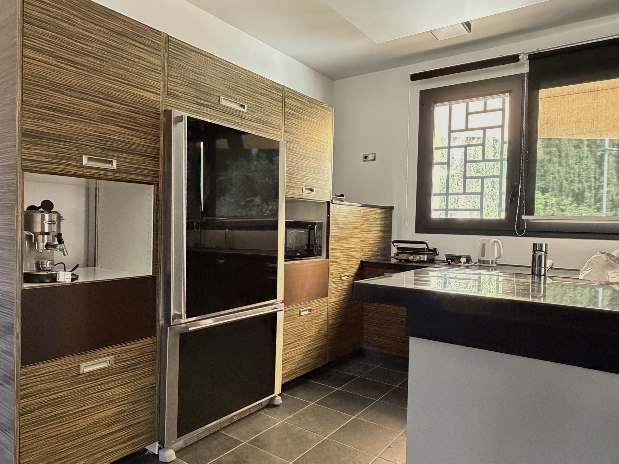Kitchen cabinetry